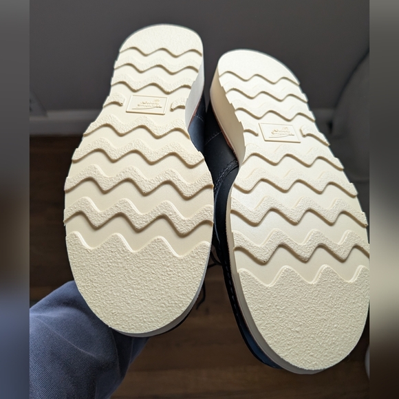 RED WING 6-INCH CLASSIC MOC WOMEN'S SHORT BOOT IN BLACK BOUNDARY LEATHER - Picture 5 of 5